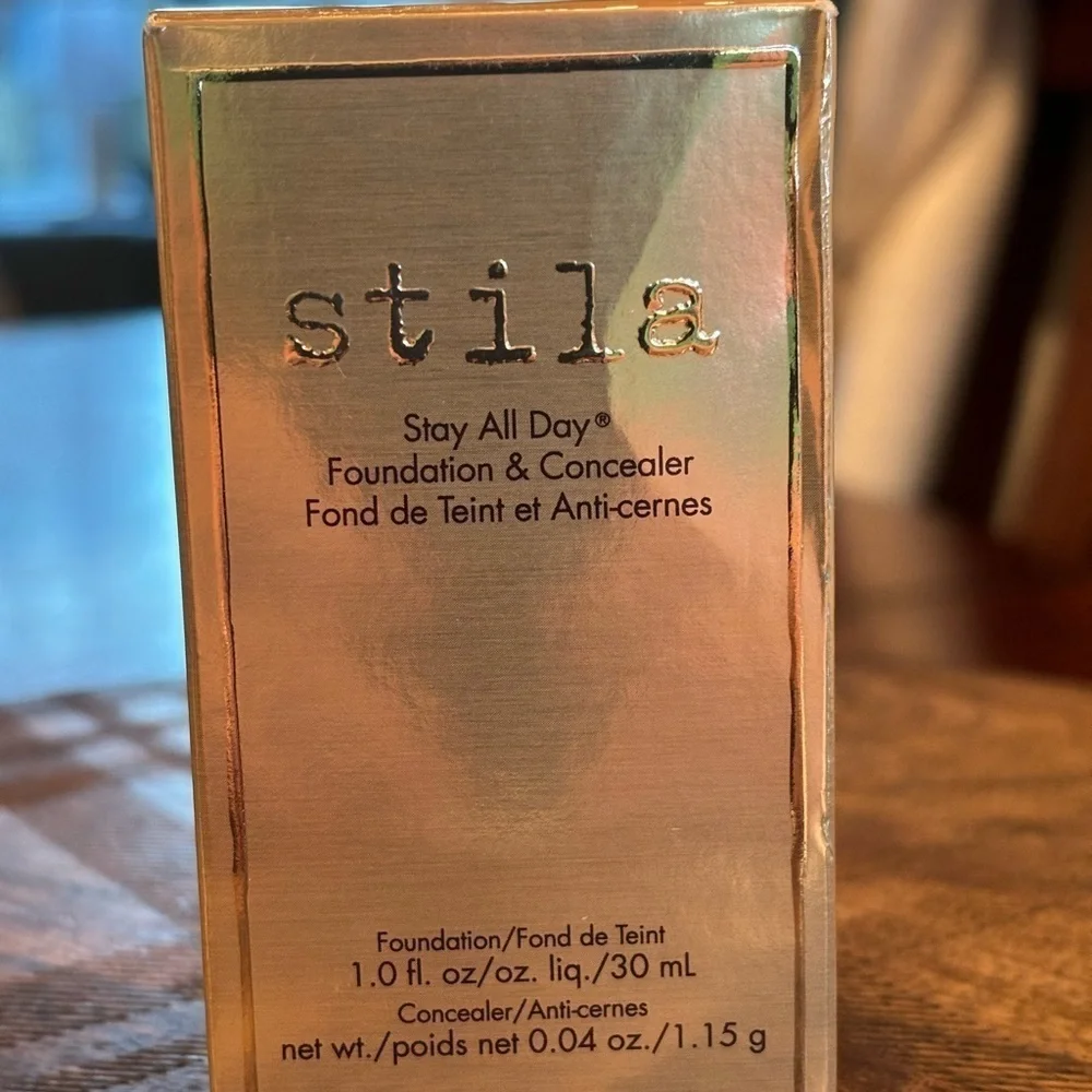 STILA  Stay all day foundation & Concealer 1.0 Fl.Oz.Golden color #10 NWOT